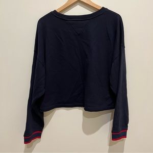 🫐Navy Tommy Hilfiger loose crop long sleeves🫐
